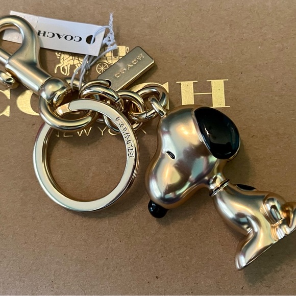 Coach X Peanuts Gold/Multicolored Snoopy Keychain Fob Bag Charm - Picture 7 of 10